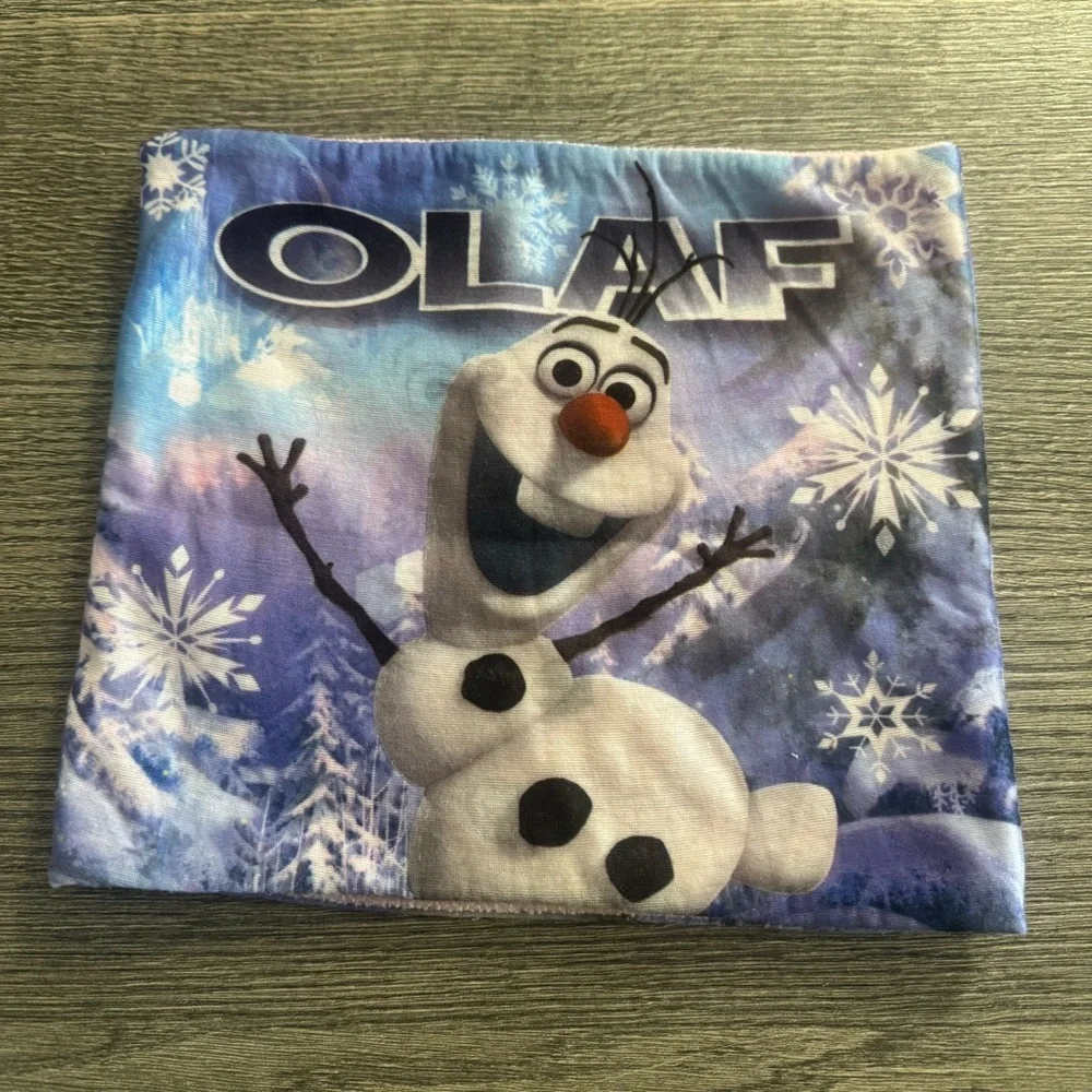 Disney Frozen Olaf Girls Neck Warmer